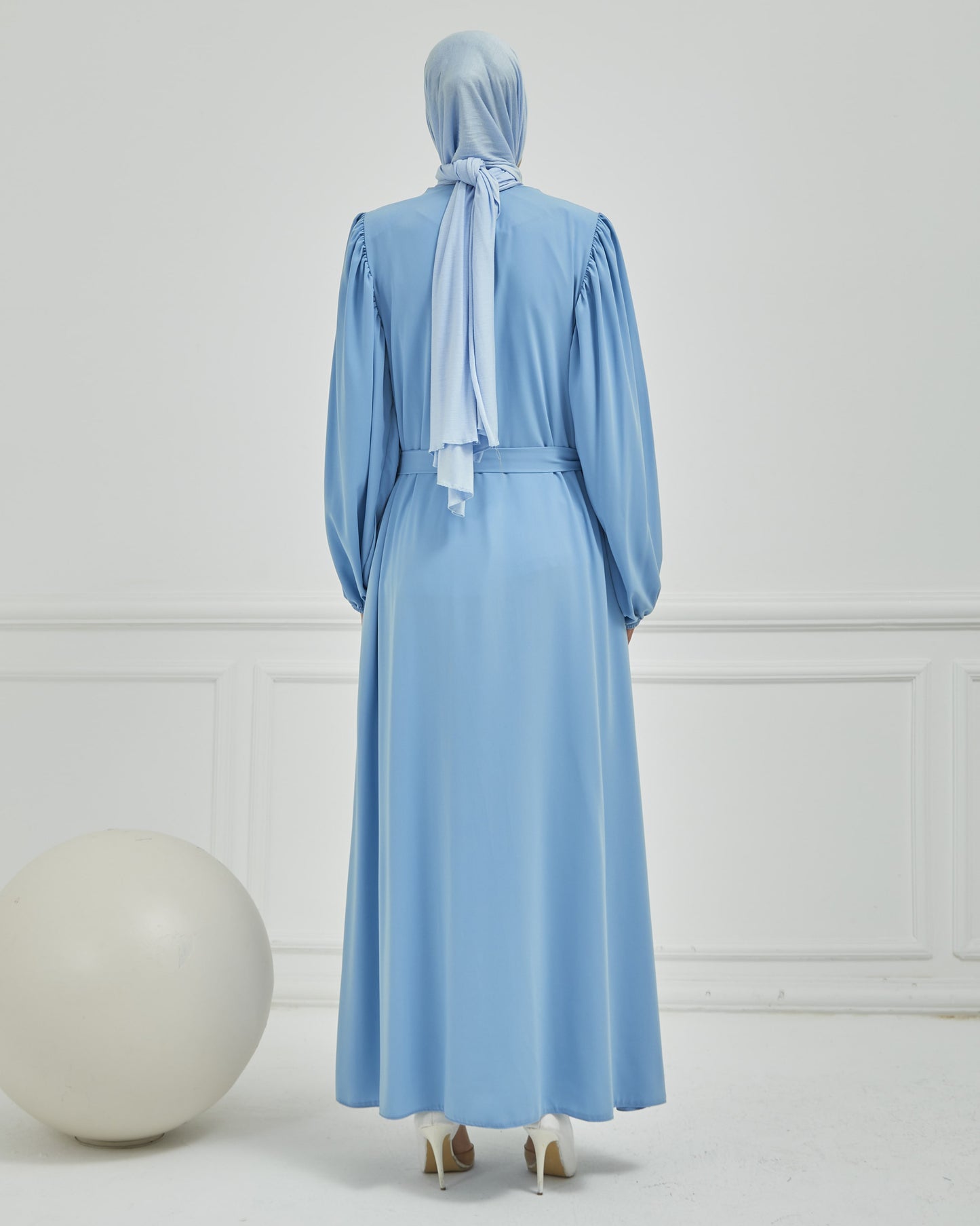 Abaya grise à manches ballon et ceinture à la taille | 2077-24