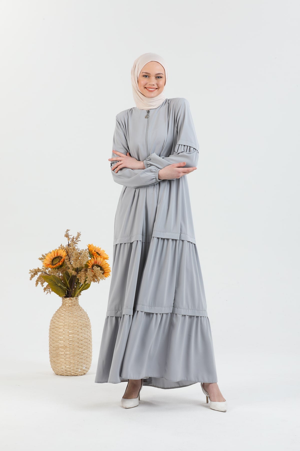Abaya La couleur grise avec une coupe large | 2068-24