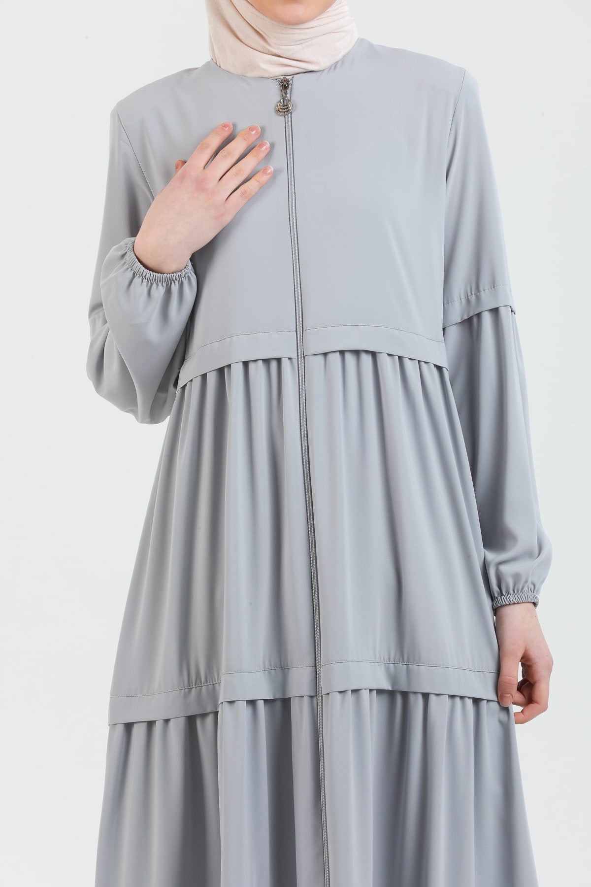 Abaya La couleur grise avec une coupe large | 2068-24