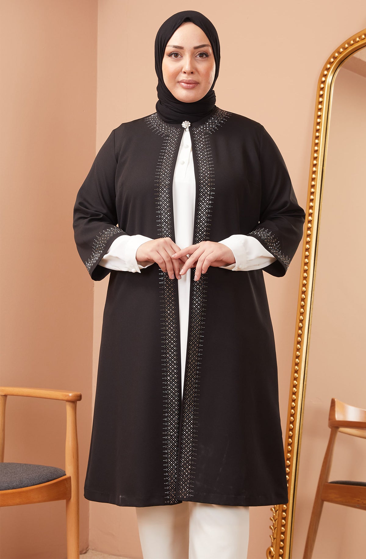 طقم اسود |   11001-2-1