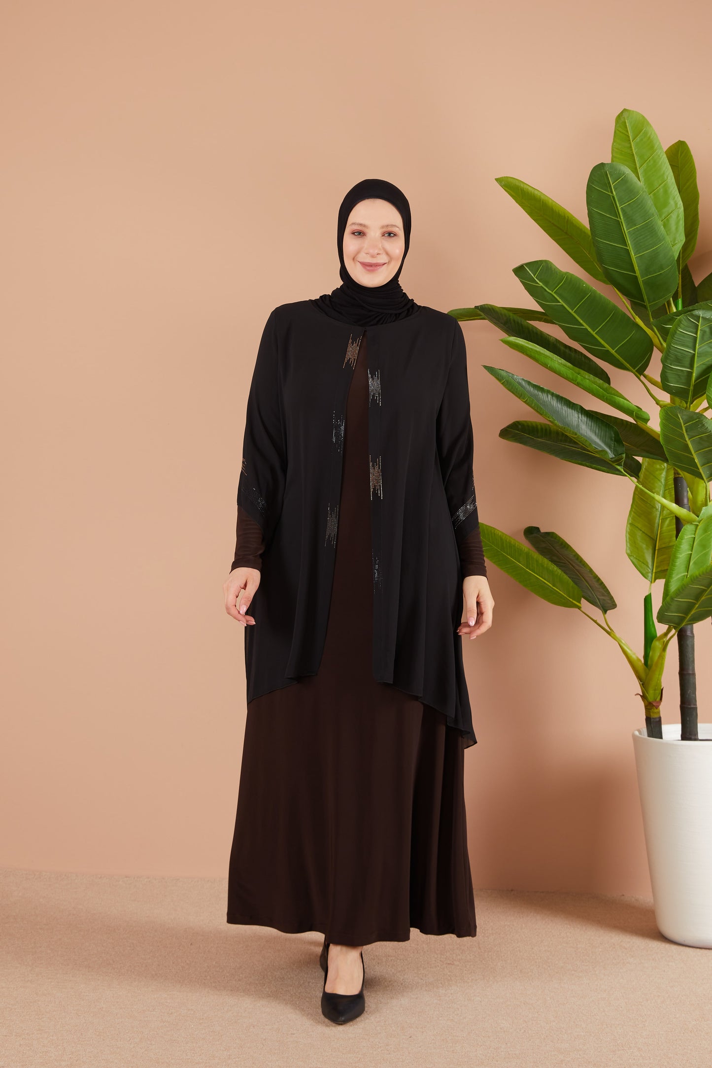 Robe en mousseline grande taille avec pierres marron | 8013-1-42