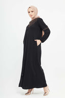 Önü ve kolu Nakışlı bileği lastikli Kışlık Ferace Siyah | 2051K-1 - MODALALE