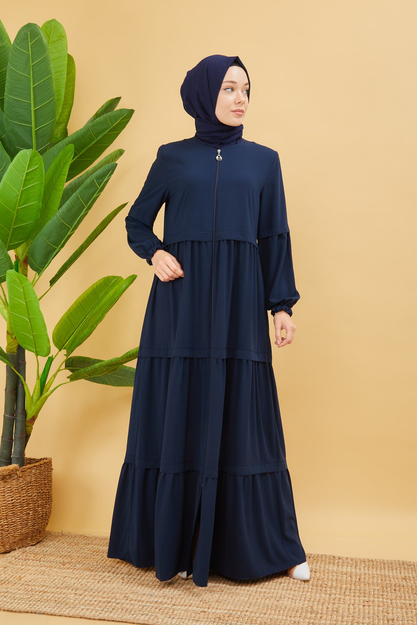 Abaya avec une coupe large couleur Bleu Marine | 2068-5 