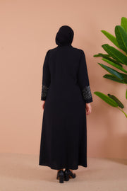 Robe grande taille | noir avec détail de pierre devant et chevilles 8012-3-1