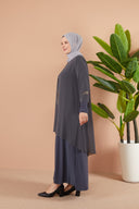 Önü ve Arkası Şifonlu Taş Detaylı Büyük Beden Sendi Elbise Gri | 8013124