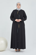 Önü Çift Patlı Taş Detaylı Büyük Beden Ferace Siyah | 206611